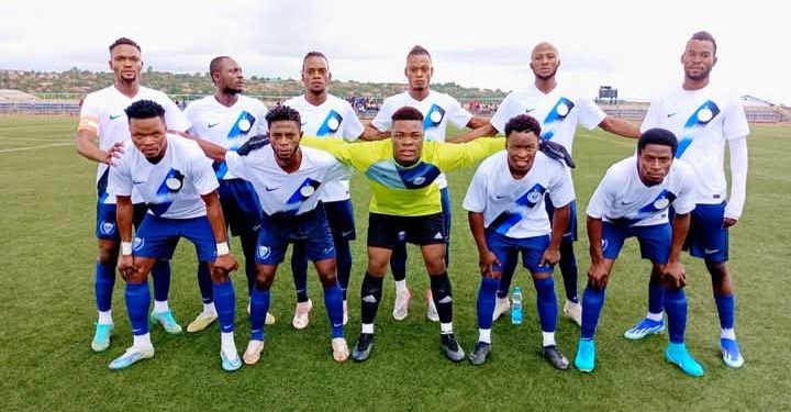 Linafoot Ligue 2/Zone centre-sud B:CS MANIKA du coach GUY LUSADISU consolide sa première place au classement provisoire,découvrez tous les résultats du jour.