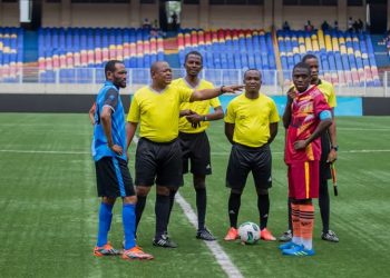 LINAFOOT LIGUE 2/ ZONE OUEST B:DIBUMBA courbe l&rsquo;échine,RÉAL et NKOY dos à dos 
