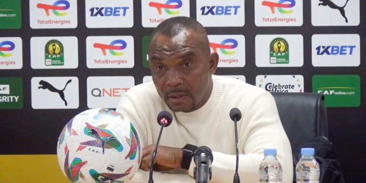 Ligue des champions de la CAF 2024-2025:Personne n’est encore qualifiée,ça va se jouer jusqu’à la fin,tant kil ya la vie il y a l’espoir. »(Papy KIMOTO entraîneur de l’AS MANIEMA UNION après la défaite de son équipe face à l’ASFAR)