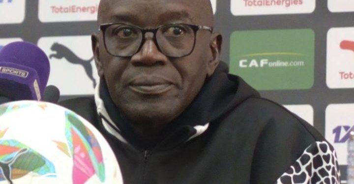 Ligue des champions de la CAF 2024-2025/Match MC ALGER-MAZEMBE:&rsquo;Nous allons jouer notre petite chance de qualification à fond. »(Lamine NDIAYE entraîneur des corbeaux en conférence de presse d&rsquo;avant match).