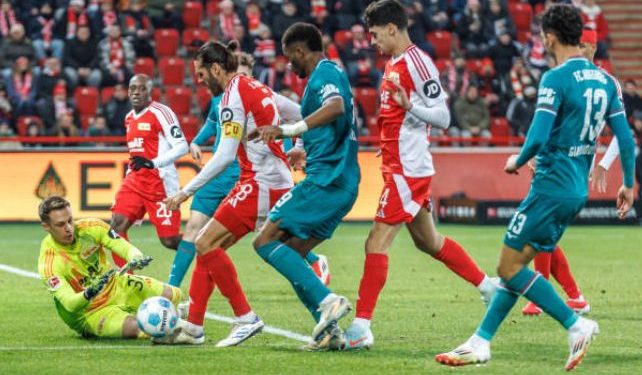 Bundesliga allemand 2024-2025:Augsbourg de SAMUEL ESSENDE se relance en déplacement.