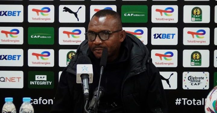 Ligue des champions de la CAF 2024-2025/Match RAJA-MANIEMA:&rsquo;On va jouer à fond pour essayer de terminer en beauté »(Papy Kimoto coach de l&rsquo;AS MANIEMA UNION).