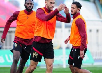Algérie: L&rsquo;usm Alger et ses congolais copieusement battus