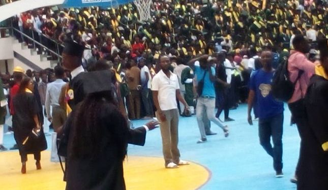 Dossier infrastructure:La cérémonie des collations des grandes académiques de l’ISTA cause des dégâts au gymnase jumelée du stade des martyrs