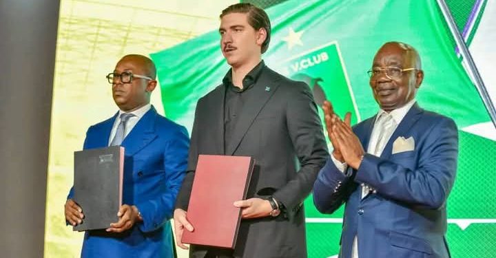Vie dans nos clubs/AS V Club:Amadou Diaby, un coursier à la tête de Dauphins Noir?