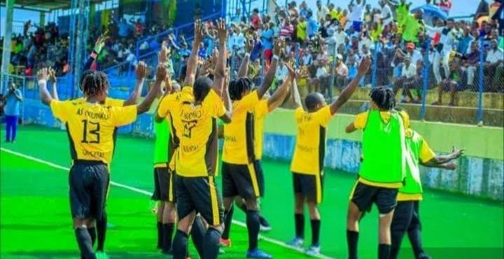 Linafoot Ligue 2/ZONE CENTRE-SUD:AS NKONKON et CS MANIKA se quittent sur un score de parité.