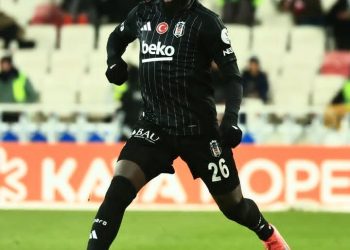 Turquie:ARTHUR MASUAKU passeur décisif face à SIVASSPOR de SAMUEL MOUTOUSSAMY.