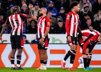 Premier League anglais 2024-2025:BRENTFORD se balade,YOAN WISSA décisif.