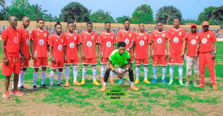 Linafoot Ligue 2/Zone Centre-sud A:SAINT LUC s&rsquo;impose in-extremis devant KUNDUYI,et maintient le suspens pour la montée en Ligue 1.