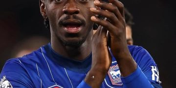 Angleterre:Axel Tuanzebe et Ipswich officiellement relégués.