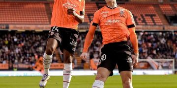 France:GÉDÉON KALULU et LORIENT promus en ligue 1.