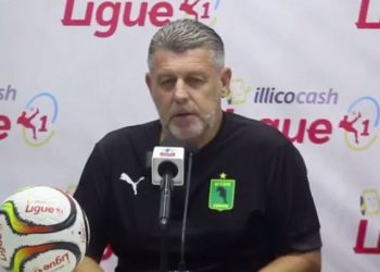 Linafoot Ligue 1/Playoffs: »On va essayer de faire sortir l&rsquo;esprit des compétiteurs à nos joueurs pour espérer marquer nos premiers points &lsquo;(Bruno FERRY coach de l&rsquo;AS VCLUB)