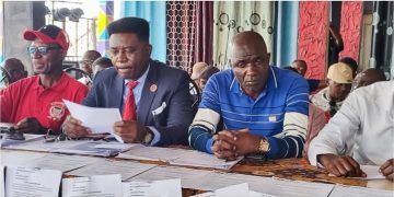Boxe:Au cours d’une conférence de presse,le Collectif des dirigeants et athlètes pour l’éthique et les valeurs de la boxe congolaise réclame la déchéance du président et du bureau exécutif de la FCB