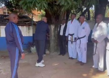 Taekwon-Do ITFA:Après les championnats nationaux 2025,Me Willy Makengo, président de la FETAECO/ITF en visite au Haut-Katanga pour leur remettre des équipements.