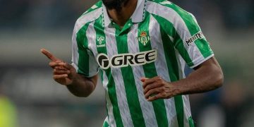 Uefa conference League 2024-2025: Cédric Bakambu et Réal Betis à 90 minute d&rsquo;un exploit.