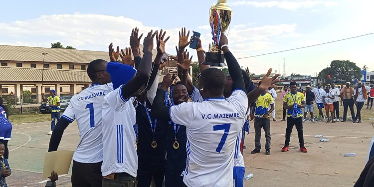 Championnat de l&rsquo;entente de Volley-ball de Lubumbashi : Force du progrès dames et Mazembe messieurs sacrés champions.