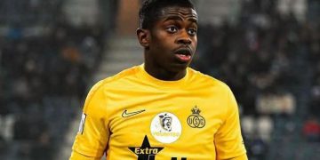 Mercato:Malgré les intérêts de Leeds et Brentford Noah Sadiki file à Sunderland!
