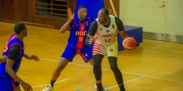 Préparatif Afrobasket 2025:Une rencontre amicale à l&rsquo;interne a eu lieu pour évaluer les léopards : les Bleus domptent les Blancs après prolongation!