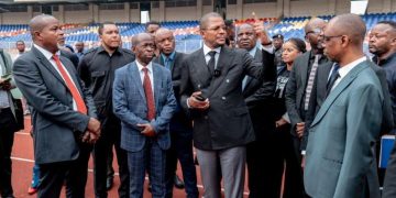 Foot:Le cabinet de Didier Budimbu dans les sales draps!