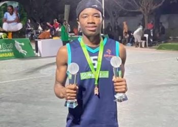 Tanzanie basketball:Le jeune congolais Daniel Ebengo brille avec Dom Spurs, raflant tout à Dodoma!