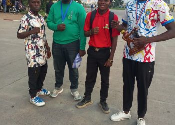 BOXE/APRÈS LES COUPS SUR LE RING, LE K.O LOGISTIQUE : DES BOXEURS DU SUD-UBANGI OUBLIÉS À KINSHASA.