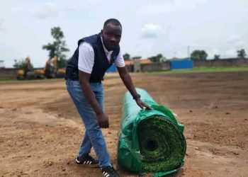 Beni:La pelouse synthétique du stade du 15 Octobre est déjà arrivée en ville.