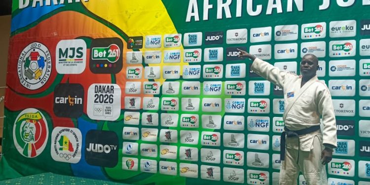 Judo:Maître José Mbuyulu,CN 5ème Dan et arbitre international,est présent à l’Open de Dakar.