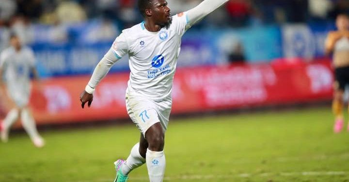 CHADRAC AKOLO de nouveau décisif au championnat vietnamien.