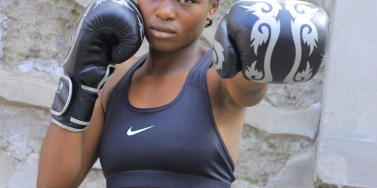 Boxe:Céline Bwira veut conquérir Goma lors du gala nuit des volcans