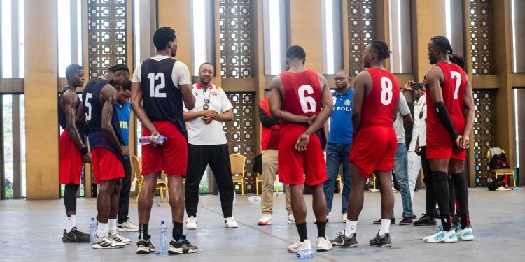 Basket-ball:En prévision de la 3e fenêtre des Éliminatoires Coupe du monde FIBA Qatar 2027,les Léopards seniors messieurs ont bouclé la 1ère partie du stage organisé à Kinshasa.
